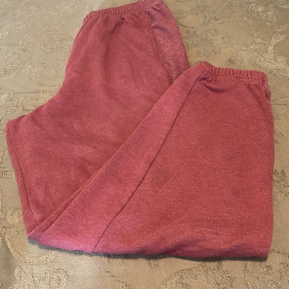 Used men’s pant size L by so